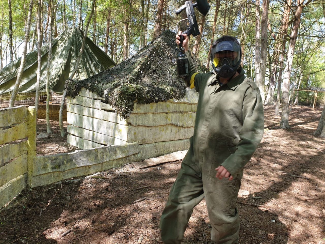 Paintballspieler in Enschede ist getroffen und muss das Spielfeld verlassen